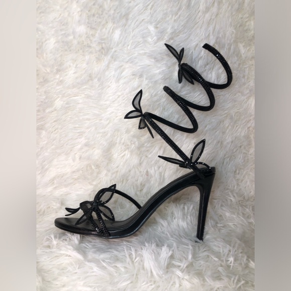 Azalea Wang Black Wrap-Around Sandals with Butterfly accent size - Picture 12 of 15